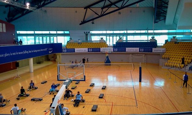 Aspire Academy v Dauhá nabízí pod jednou střechou všechno. Aletickou halu, stejně jako haly pro basketbal, volejbal, posilovny, gymnastické sály i třeba fotbalové hřiště s umělým povrchem.