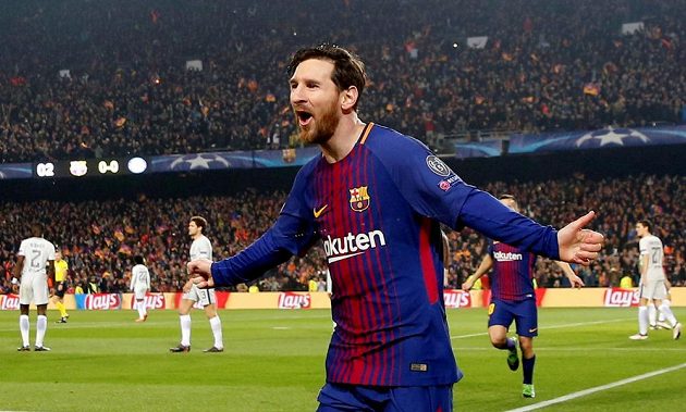 Barcelonský Lionel Messi se raduje z gólu proti Chelsea v odvetě osmifinále Ligy mistrů.