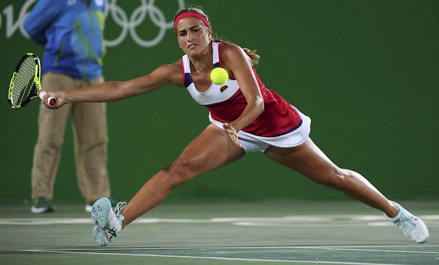 Portoričanka Monica Puigová během olympijského finále proti Němce Angelique Kerberové.