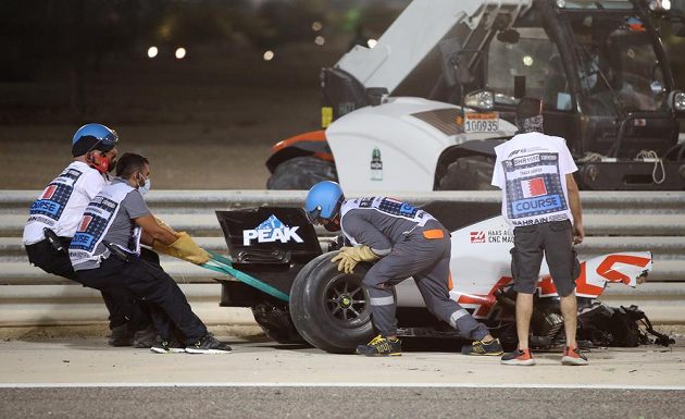 The Bahrain Formula One Grand Prix was suspended shortly after the start following the horrific accident of Romain Grosjean