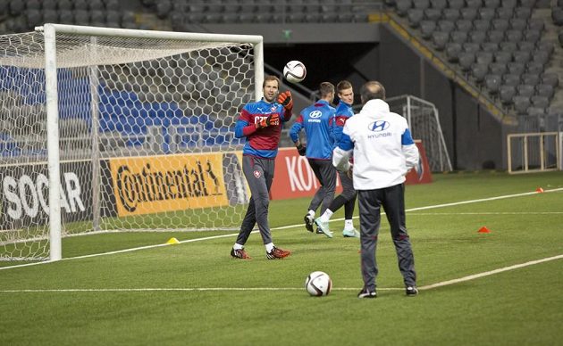Brankář Petr Čech ani jeho kolegové v Astaně nic nepodcenili.