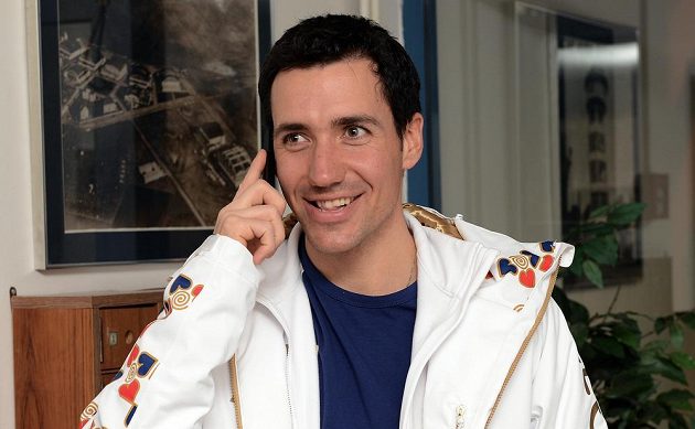 Běžec na lyžích Petr Novák před odletem do Soči na Zimní olympijské hry dne 30. ledna 2014 na kbelském letišti.