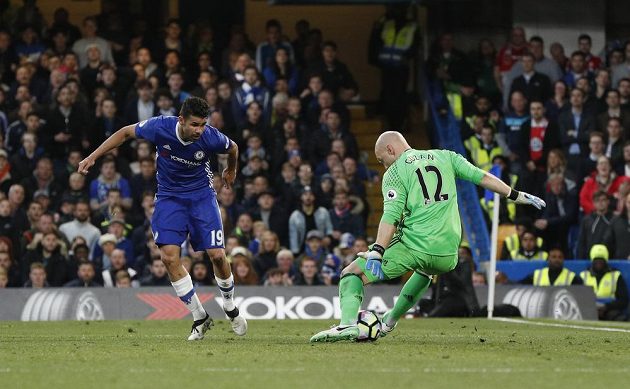Kanonýr Chelsea Diego Costa zahrál brankáři Middlesbrough na housle a vstřelil vedoucí gól lídra Premier League.
