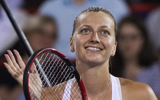 Petra Kvitová po výhře nad Magdou Linetteovou z Polska v prvním kole montrealského turnaje.