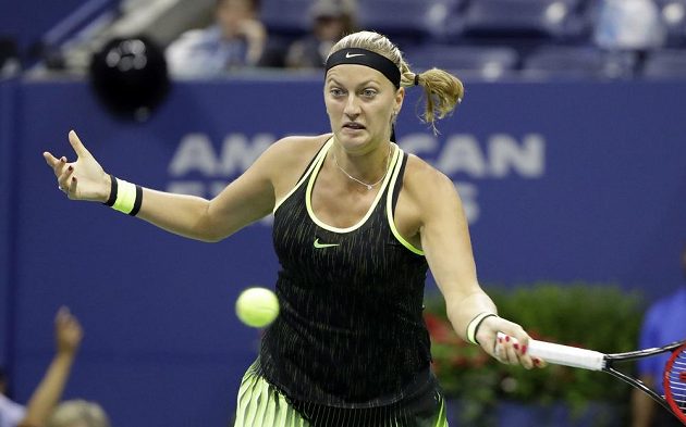 Česká tenistka Petra Kvitová během zápasu s Němkou Angelique Kerberovou v osmifinále US Open.