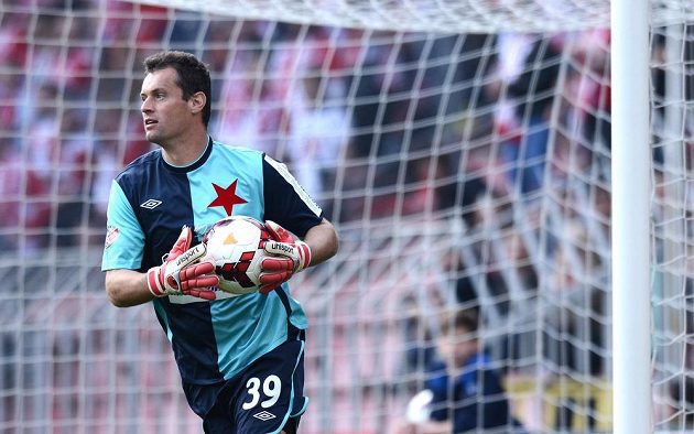 Slávistický brankář Radek Černý během utkání 24. kola Gambrinus ligy se Spartou.