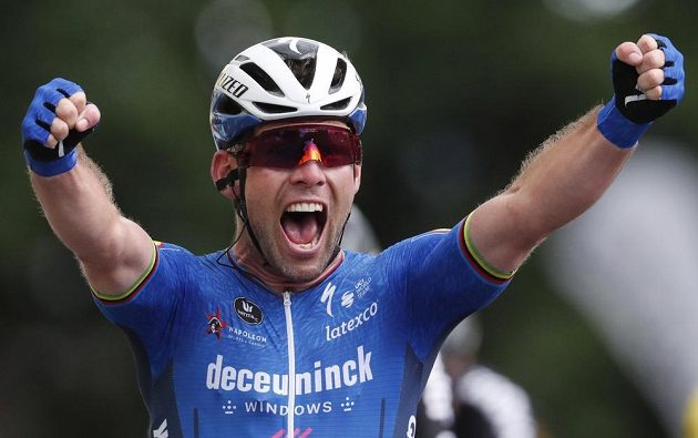 Quick-Step driver Mark Cavendish from Great Britain celebrates a triumph in the 4th stage of the Tour de France.