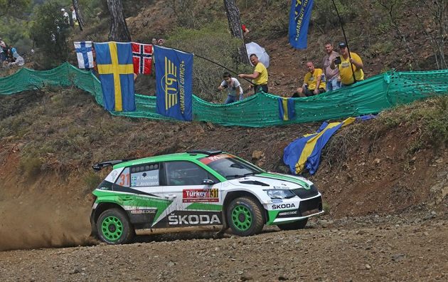 Švéd Pontus Tidemand se Škodou Fabia R5 při testovací rychlostní zkoušce na Turecké rallye.