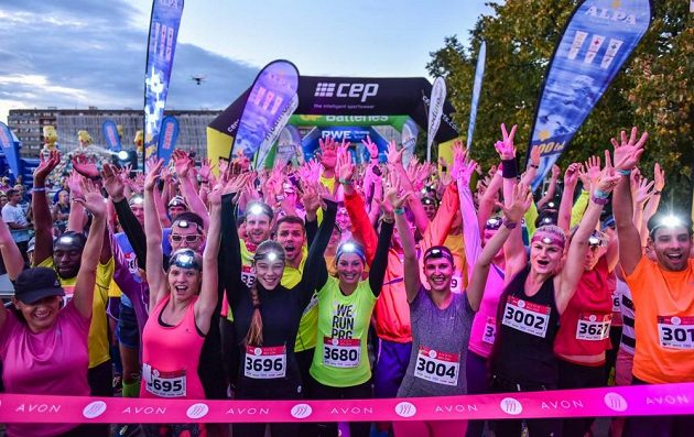 Night Run Praha se v sobotu uskutečnil v centru Prahy na Letné a v Letenských sadech.
