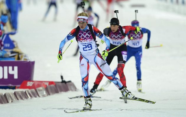 Česká biatlonistka Gabriela Soukalová při stíhacím závodu na 10 km v Krasné Poljaně.