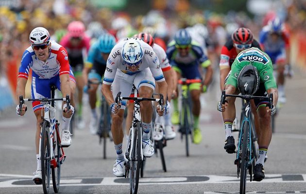 Králem spurtů na Tour de France je slovenský rychlík Peter Sagan. Potvrdil to i ve 13. etapě, kdy porazil v závěrečných metrech Nora Alexandra Kristoffa.