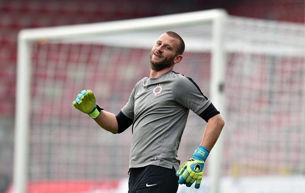Sparťanský brankář David Bičík během čtvrtečního tréninku před Superpohárem s Plzní.