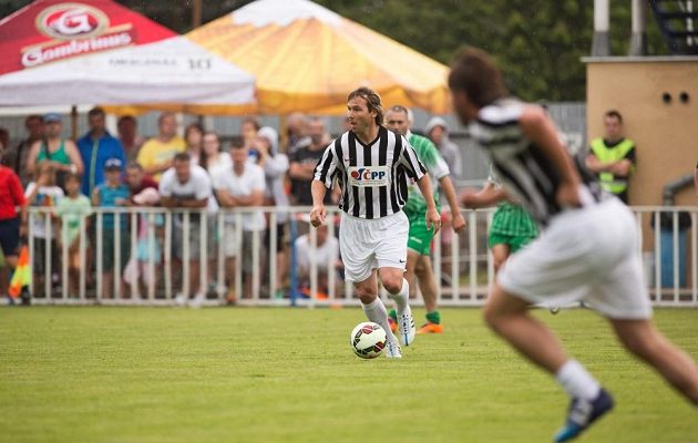 Pavel Nedvěd během exhibičního utkání.