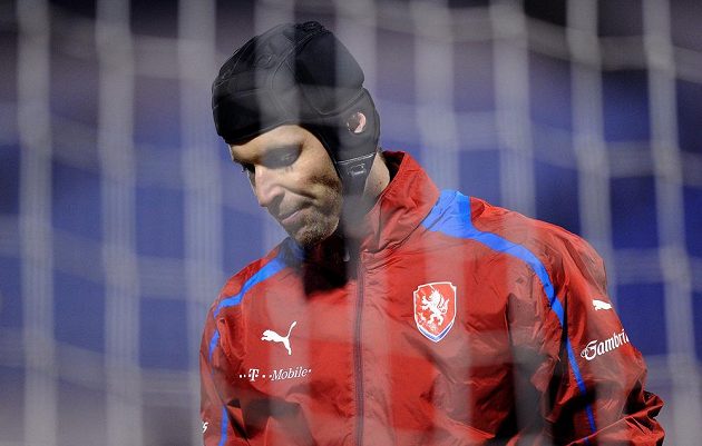 Brankář Petr Čech během tréninku české fotbalové reprezentace před přátelským utkáním s Kanadou.