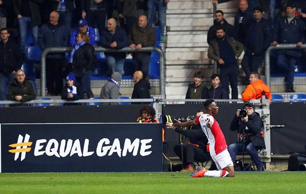 Ibrahim-Benjamin Traoré se raduje z druhého gólu Slavie v Genku.