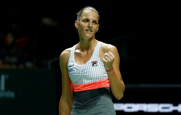 Tenistka Karolína Plíšková vstoupila vítězně do Turnaje mistryň v Singapuru. V Bílé skupině porazila Američanku Venus Williamsovou 6:2, 6:2. Bývalá světová jednička z toho měla velkou radost.