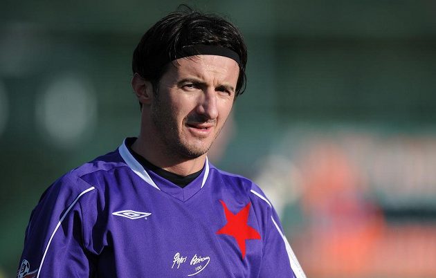 Brankář Slavie Praha Kamil Čontofalský během utkání zimní Tipsport ligy s Duklou.