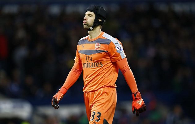 Reakce brankáře Arsenalu Petra Čecha po inkasovaném gólu na hřišti West Bromwiche.