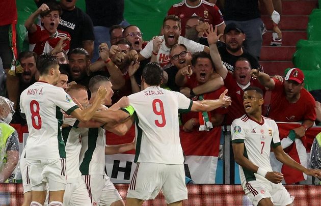 Maďarská radost. Adam Szalai slaví gól vstřelený do sítě Německa na EURO.