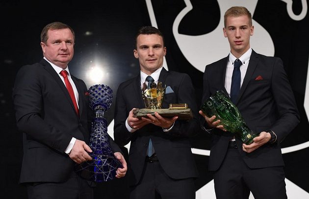 Trenér roku Pavel Vrba, fotbalista roku David Lafata a talent Jan Baránek během vyhlášení výsledků tradiční ankety.