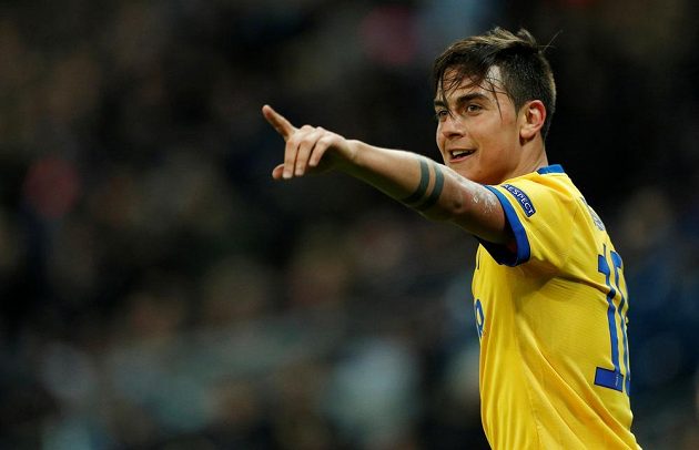 Paulo Dybala z Juventusu poté co vstřelil gól proti Tottenhamu v odvetě osmifinále Ligy mistrů
