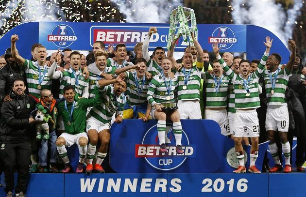 Ligový pohár a 100. trofej pro klub je naše! Celtic Glasgow završil úžasnou bilanci.
