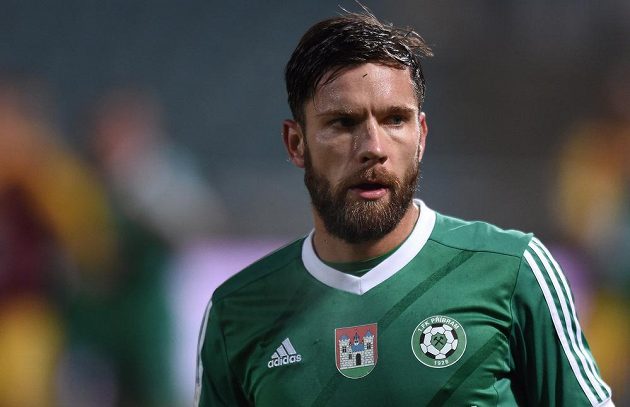 Příbramský záložník Martin Fillo během utkání 11. kola Synot ligy s Duklou Praha.
