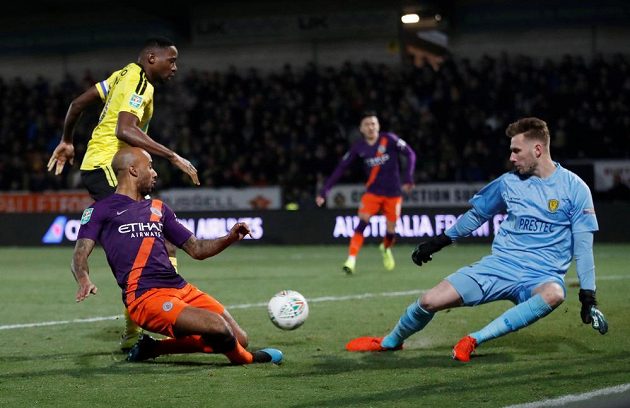 Třetiligový Burton se sice proti fotbalistům Manchesteru City v odvetě semifinále Ligového poháru snažil, ale stejně prohrál 0:1.