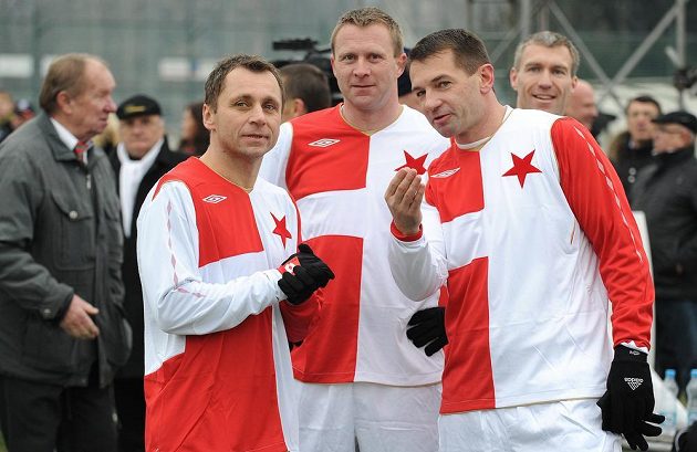 Internacionálové Slavie Praha (zleva): Ivo Ulich, Stanislav Vlček a Pavel Kuka.