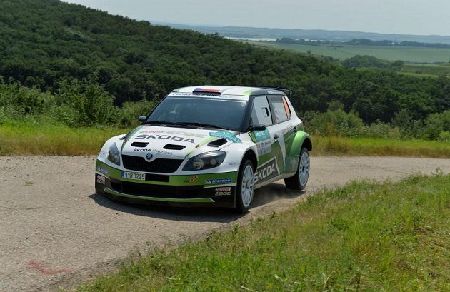 Jan Kopecký se Škodou Fabia S2000 na trati Rallye Hustopeče 2013.
