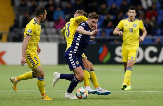 Fotbalisté Kazachstánu vyhráli na startu kvalifikace o postup na EURO 2020 nad Skotskem 3:0.