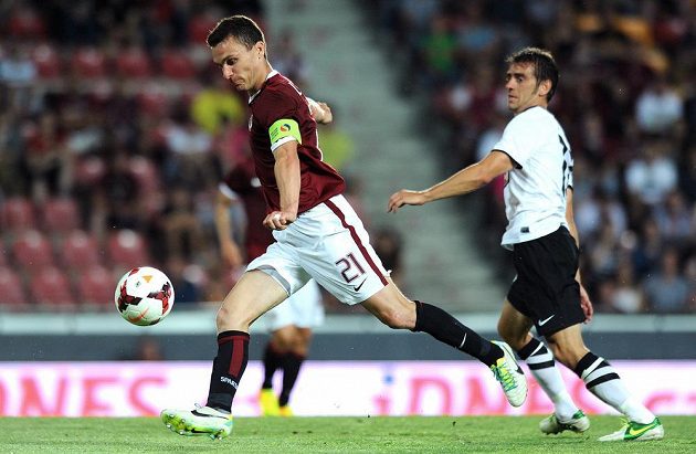 Útočník Sparty Praha David Lafata během utkání 2. předkola Evropské ligy mezi AC Sparta Praha a BK Häcken.