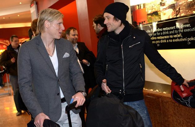 František Rajtoral (vlevo) a Tomáš Rosický na srazu české fotbalové reprezentace před utkáním s Norskem.