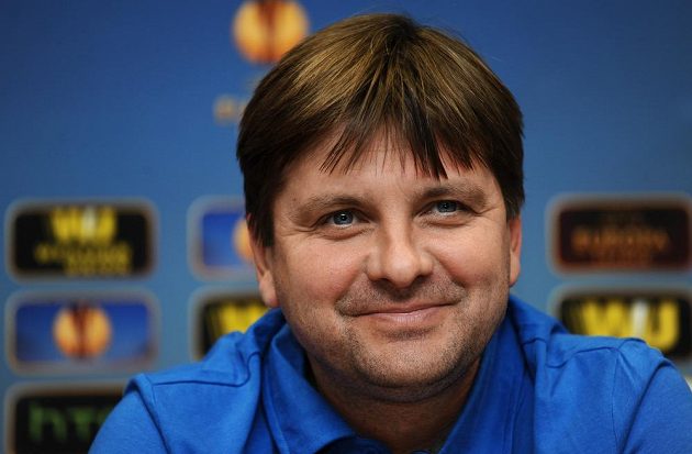 Trenér Viktorie Plzeň Dušan Uhrin během středeční tiskové konference před odvetným utkáním osmifinále Evropské ligy s Lyonem.