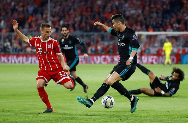 Cristiano Ronaldo z Realu Madrid a jeho kouzla v semifinále Ligy mistrů proti Bayernu Mnichov.