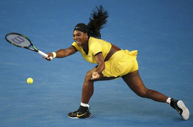 Americká tenistka Serena Williamsová během finále ženské dvouhry na letošním Australian Open.