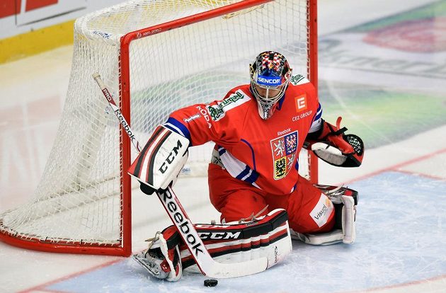 Brankář české hokejové reprezentace Jakub Kovář v utkání Euro Hockey Challenge s Norskem.