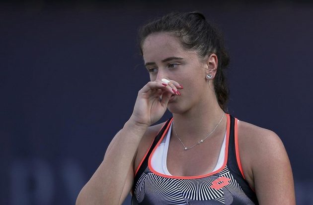 Slovenka Viktória Kužmová vyfasovala od Petry Kvitové v Dubaji ve druhém setu kanára.