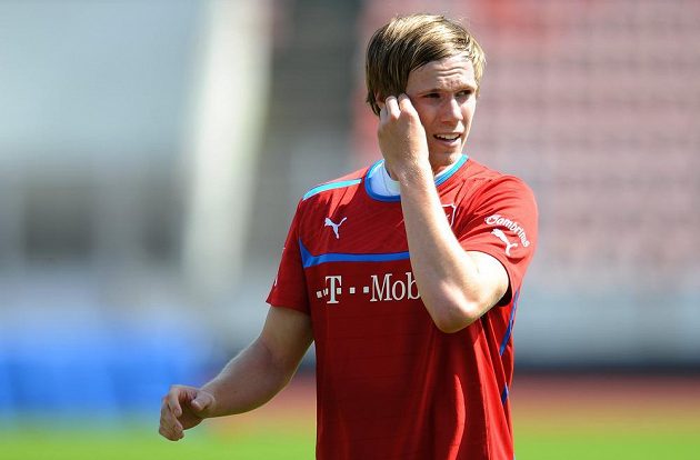 Obránce Tomáš Kalas během prvního tréninku před kvalifikačním zápasem s Itálií.