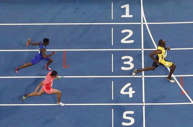 Jamajčan Usain Bolt finišoval ve štafetě na 4x100 metrů na prvním místě s náskokem před Japonskem a USA.
