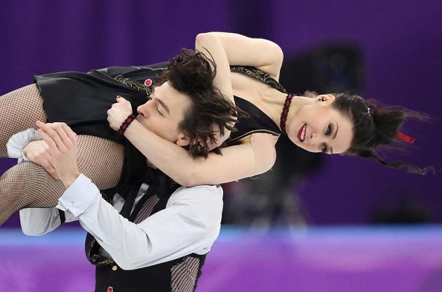 Slovenský taneční pár Lucie Myslivečková - Lukáš Csolley - v akci. Probojoval se mezi dvacítků párů, které tančily o medaile.