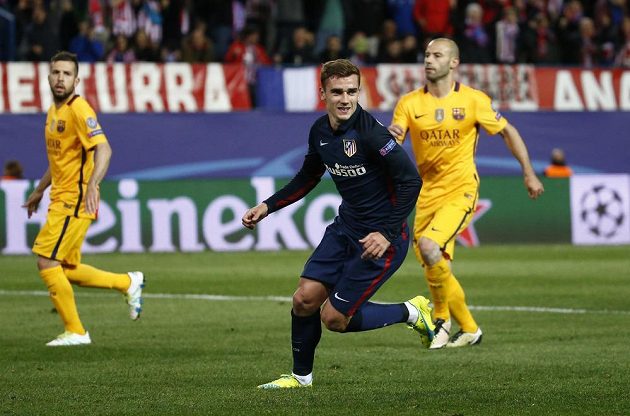 Antoine Griezmann z Atétika jásá, dal druhý gól proti Barceloně v odvetě čtvrtfinále LM.