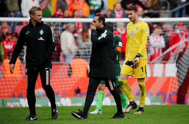 Fotbalisté Brém s českým gólmanem Jiřím Pavlenkou v brance potřetí z posledních čtyř utkání uhráli bezbrankovou remízu, tentokrát s Kolínem nad Rýnem.