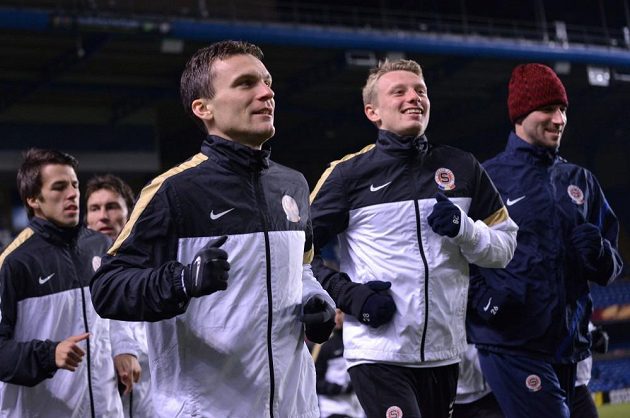 David Lafata (vlevo) a Ladislav Krejčí během předzápasového tréninku před odvetou utkání Evropské ligy s Chelsea.