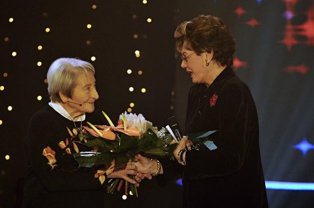 Ája Vrzáňová (vpravo) s Danou Zátopkovou na snímku z roku 2009.