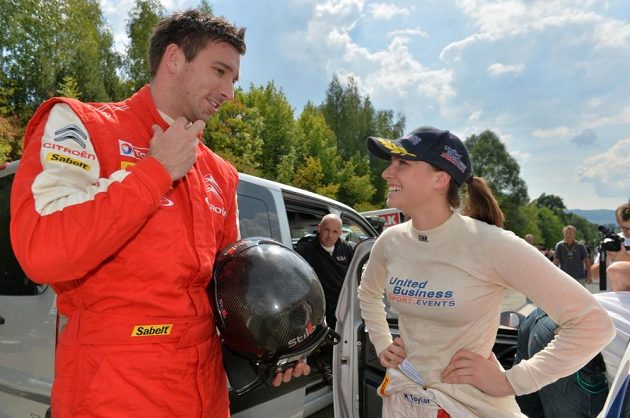 Petr Koukal s australskou závodnicí Molly Taylorovou při Barum rallye 2013.