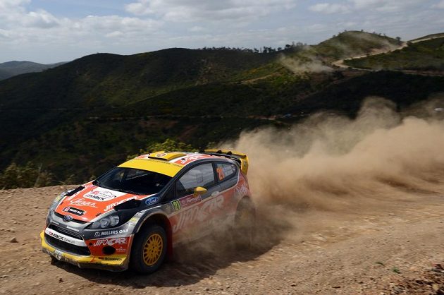Martin Prokop s Fordem Fiesta WRC na trati Portugalské rallye.