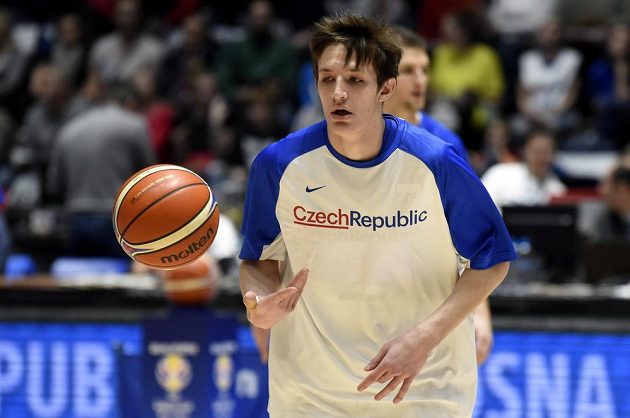 Vít Krejčí na archivním snímku v Pardubicích před reprezentačním utkáním proti Bosně a Hercegovině v roce 2019.