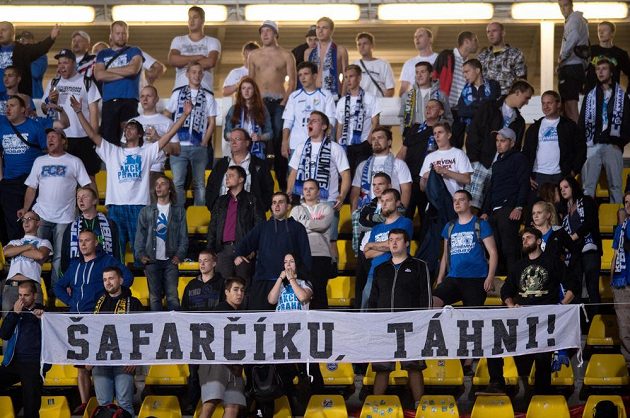 Fanoušci Baníku na Julisce znovu vyjádřili nespokojenost s šéfem ostravského klubu.