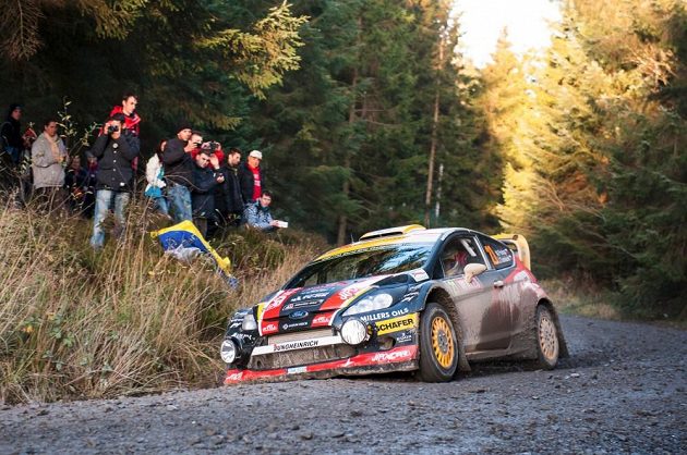 Martin Prokop s Fordem Fiesta WRC na trati Britské rallye 2014.